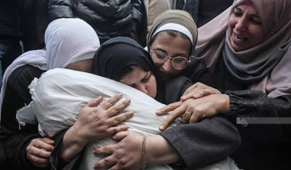 غزة: 8 شهداء وإصابات الثلاثاء وقصف على م...