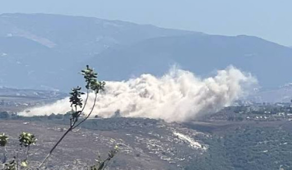 الجيش الإسرائيلي ينفذ تفجيرًا كبيرًا قرب...
