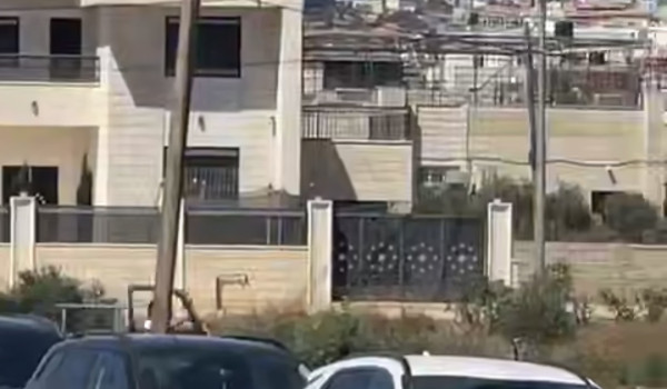 المستوطنون اقتحموا ترمسعيا خلال زيارته ه...