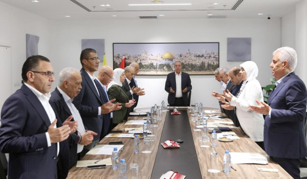 الرجوب أمينًا لسر “فتح” في اجتماع لمركزي...