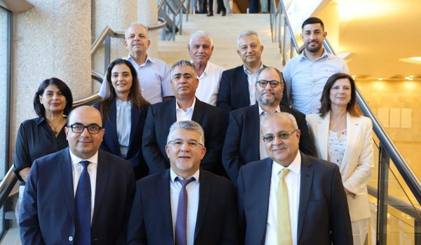 الليكود يطلب شطب القائمتين الموحدة والمش...