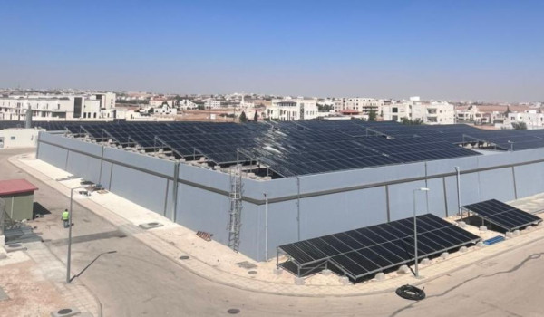 صندوق الاستثمار يدعم مشروع طاقة شمسية لم...