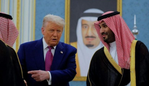 نيويورك تايمز: ترامب يتراجع عن ضرب أنصار...