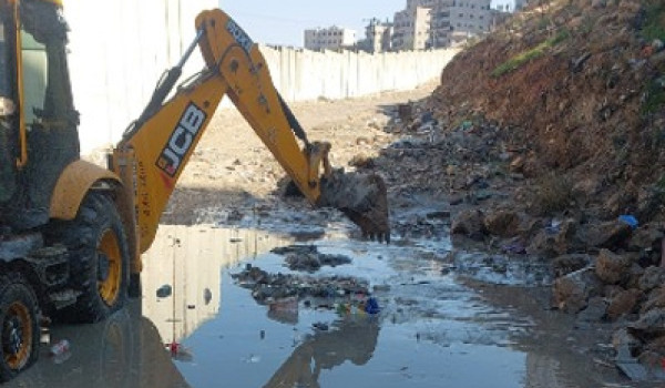 التماس للعليا لتوفير الصرف الصحي في مخيم...