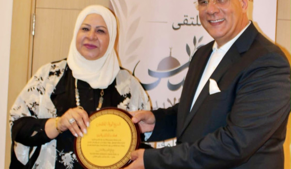 الياسمين لدعم وتمكين المرأة وصالون القدس...