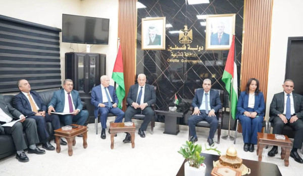 وفد وزاري يطلع على احتياجات محافظة قلقيل...