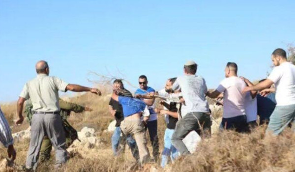 أصابة مواطن باعتداء مستعمرين في بلدة سبس...