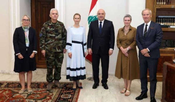 لبنان يتمسك بالخيار الدبلوماسي وبري يحذر...
