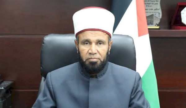 بعد جدل المسبحة بالماء.. وزير الأوقاف ال...