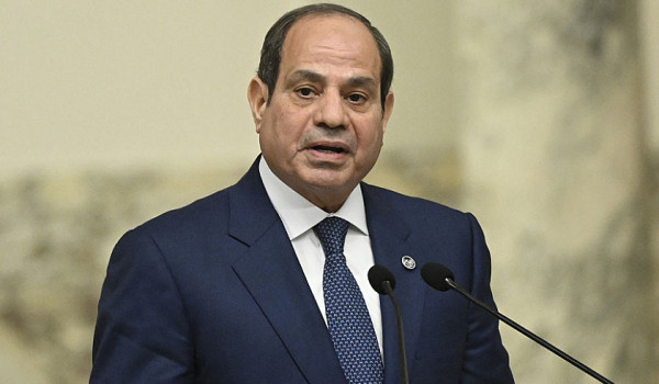 السيسي يؤكد التزامه بإنهاء رئاسته عام 20...
