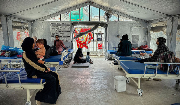 غزة: 6 شهداء بينهم طفل بنيران الاحتلال ا...