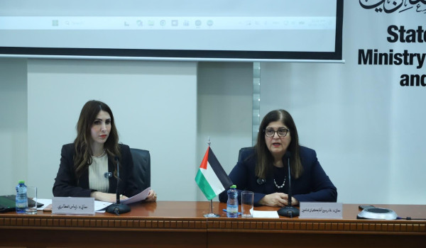 الخارجية والعمل تطالبان بتكثيف التحرك ال...
