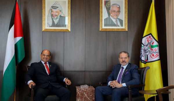 ياسر عباس يبحث مع سفير نيكاراغوا سبل تعز...
