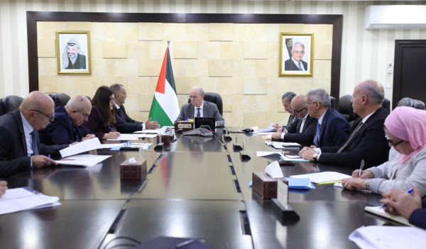 رئيس الوزراء يترأس اجتماع لجنة القدس الو...
