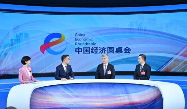 Xinhua Headlines: China's government wor...