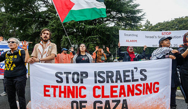 From Churches to ChatGPT: Israeli Contra...