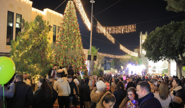 Beit Jala marks Christmas tree lighting ...