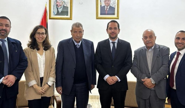 Khoury Briefs French Consul General on t...