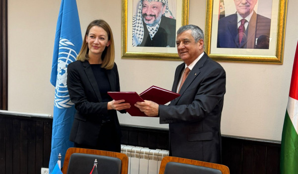 Palestinian Ministry, UNOPS sign deal to...