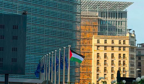 EU Signs New Financial Support Agreement...
